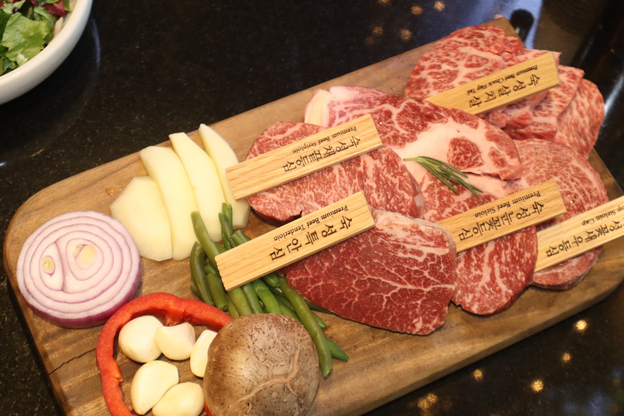 Premium striploin with wooden engraved label